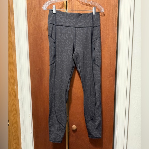 Athleta Pants - Women's Athleta High-Rise Black Rainier Printed Tights